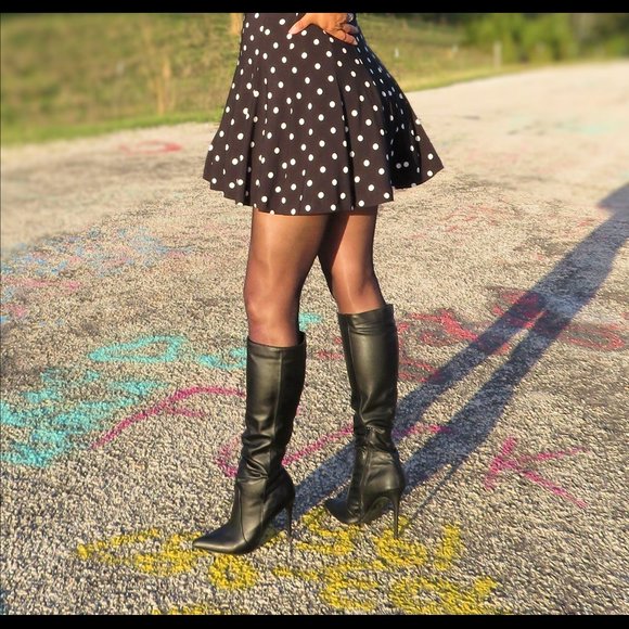 SOLD - Wild Diva Lounge "Giselle" Black US 9 Pointed Toe Knee High Heel Boots - Picture 2 of 11